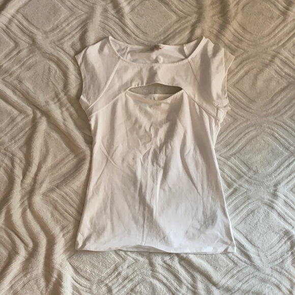 Guess t shirt with slits - Picture 1 of 1